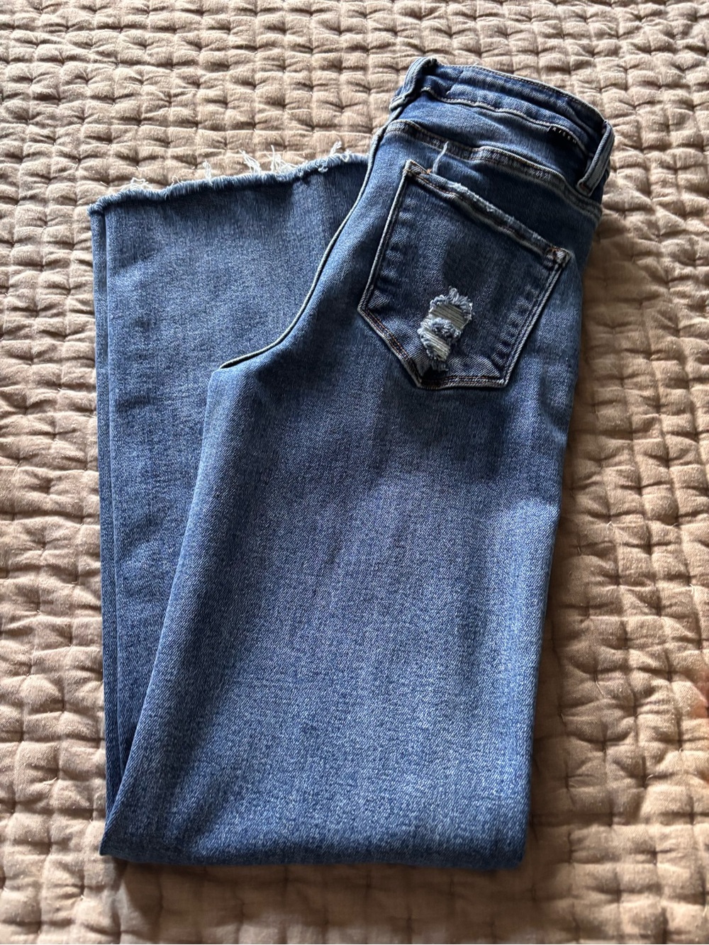 Risen Wide Leg Jeans Size 3/26 Raw Hem Distressed High Rise 30” Inseam